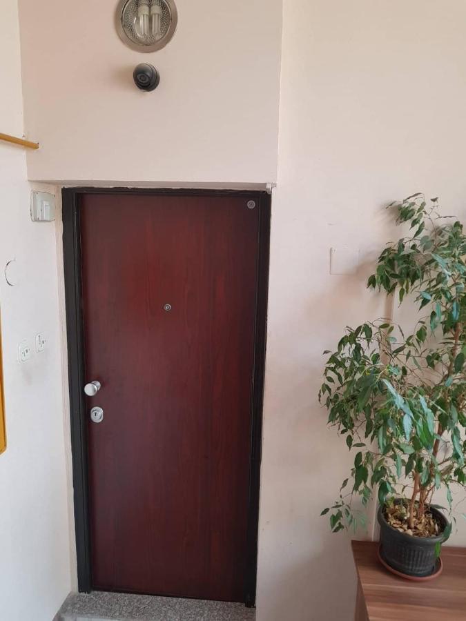 Apartman Lotos SJJ Esterno foto