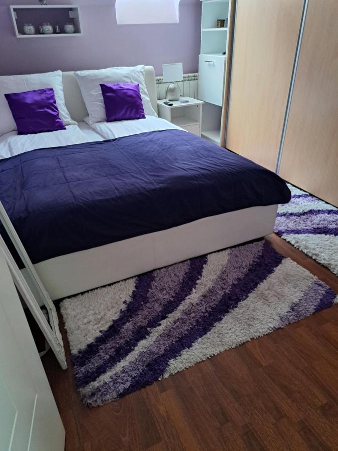 Apartman Lotos SJJ Esterno foto